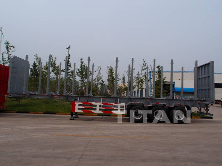Flatbed trailer with column