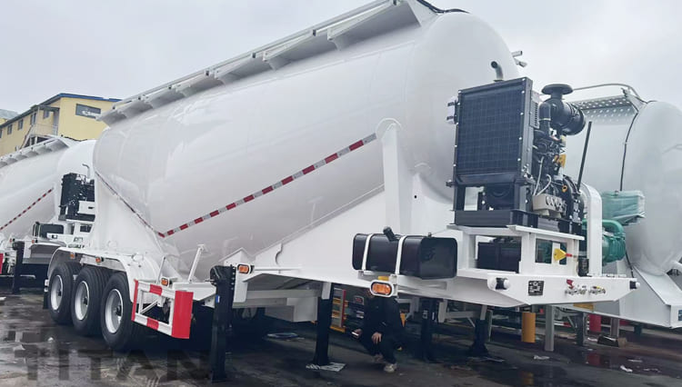 Bulk Cement Tanker Truck for Sale in Senegal