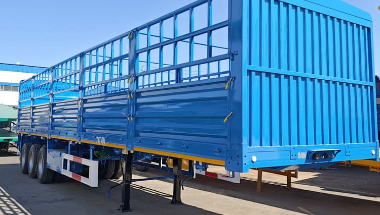 刚果出售三轴围栏货运卡车拖车